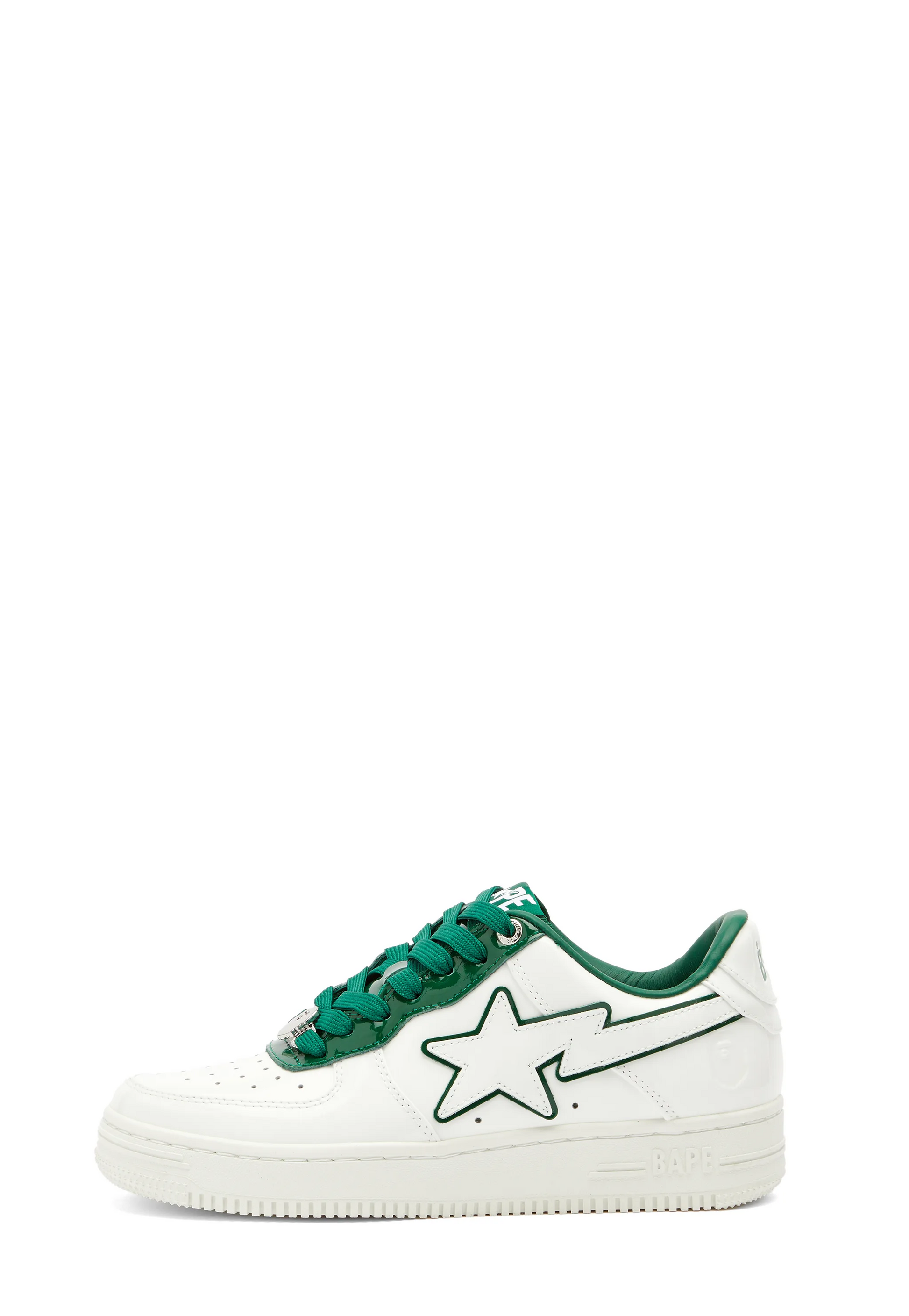 Bape Sta white & green low-top sneakers

Bathing Ape glossy patent sneakers

Streetwear star-panel low shoes

Bape-style white & green sneakers