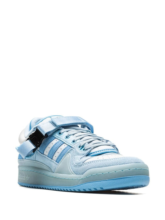 adidas bad bunny forum buckle low sneakers

back to school adidas blue shoes

forum low strap sneakers blue edition

adidas x bad bunny forum blue shoes