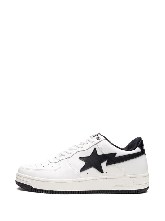 Bape Sta white & black low-top sneakers

Bathing Ape glossy patent sneakers

Streetwear star-panel low shoes

Bape-style white & black sneakers