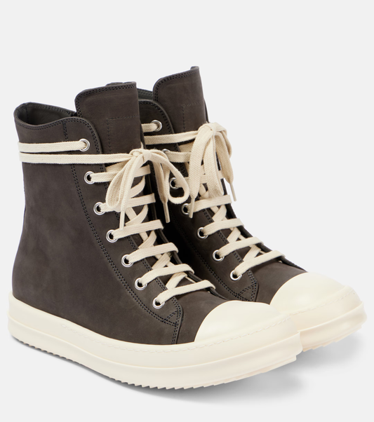high top punk canvas sneakers

rick owens ramones replica

brown and beige oversized toe sneakers

avant-garde high top shoes streetwear